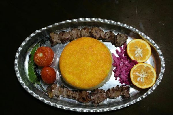 رستوران سنتی گلستان رشت