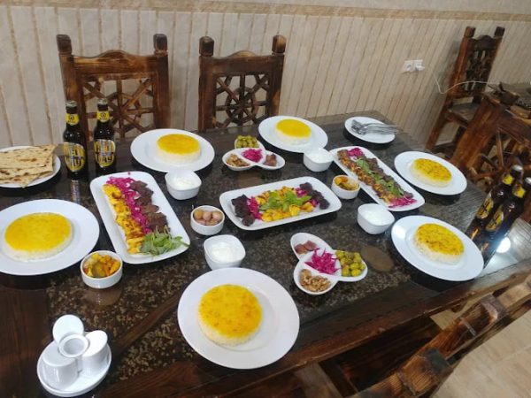 رستوران شب جیره رشت