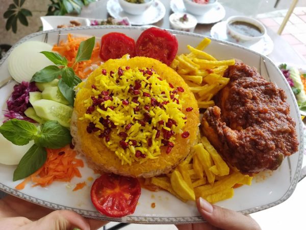 رستوران محلی یزدان رشت