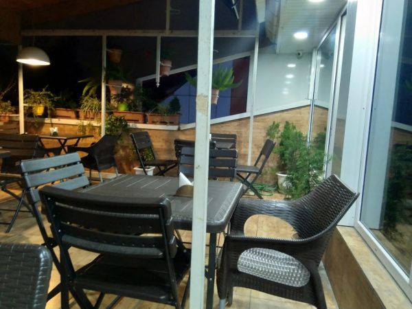 کافه تراس راوی رشت