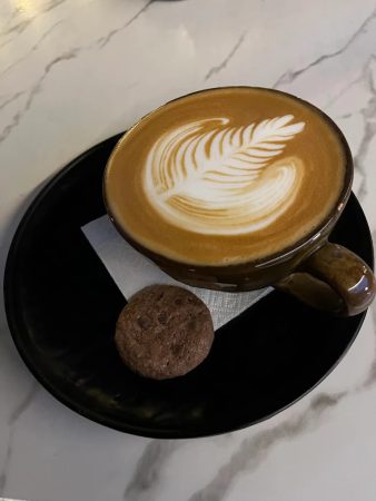کافه رستوران منصوری لانژ رشت