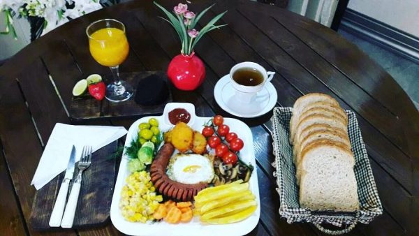 کافه ورنا رشت