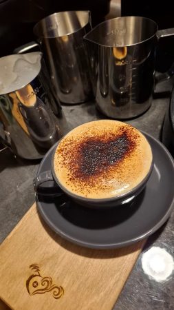  کافه موج مثبت رشت