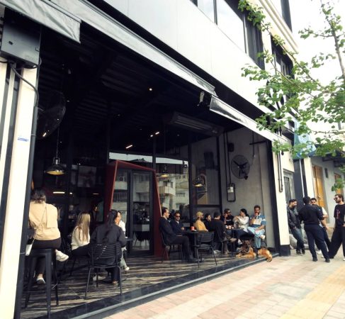 کافه ووک woke cafe