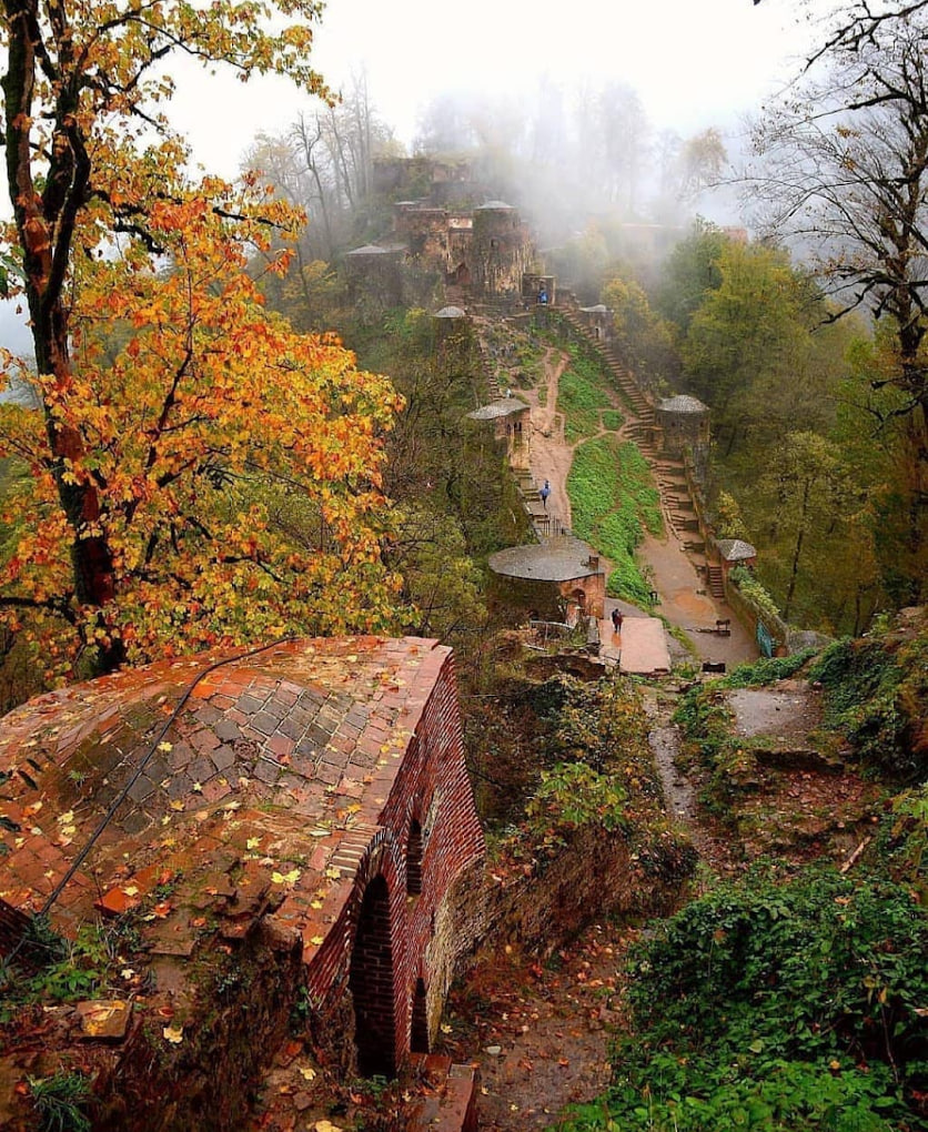 قلعه رودخان فومن