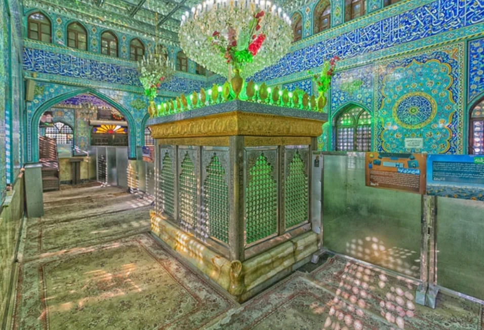 بقعه دانای علی در رشت